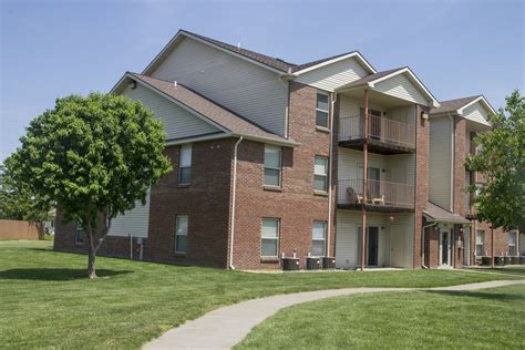 Discover the Beauty of Nature at Magic Hills Apartments in Lincoln, NE
